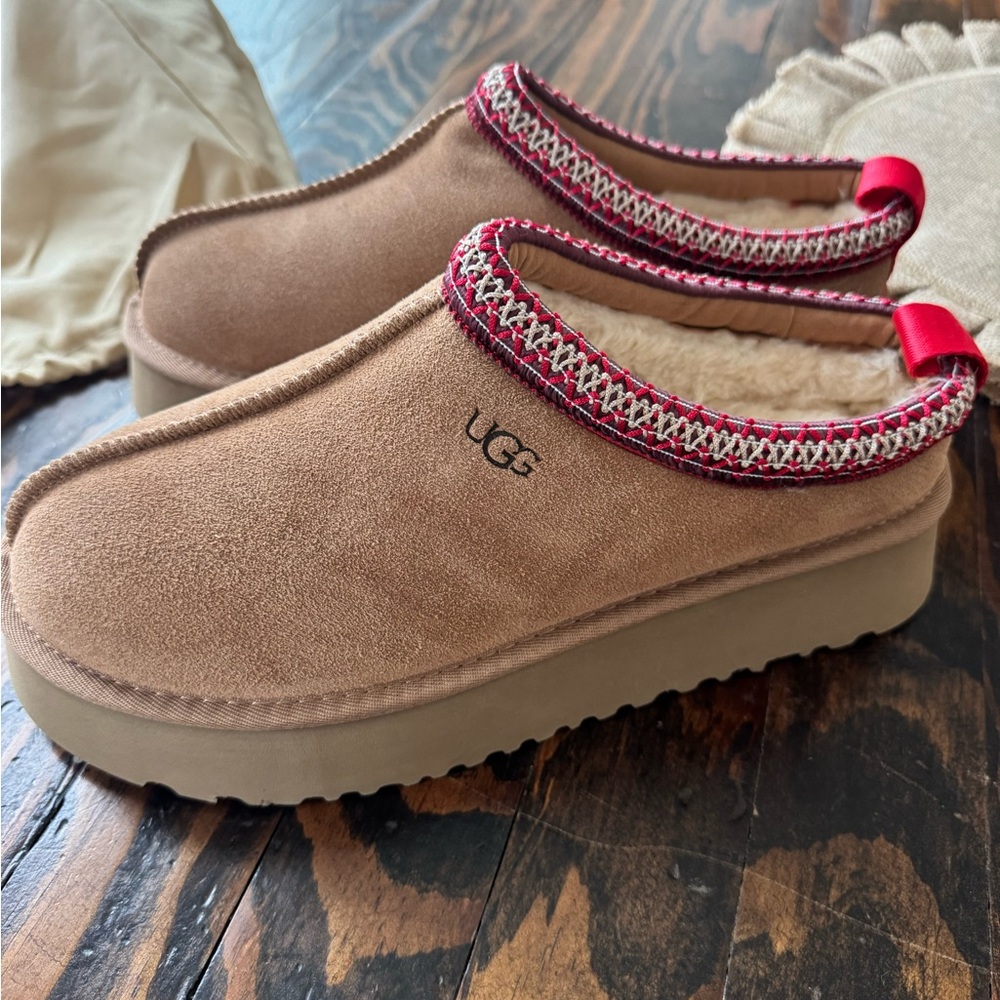 UGG Women's Brown and Red Platform Mules